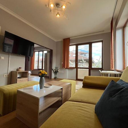Rio Sunny 2Bdr Apt Near Ndk - Metro - Non-Stop Paid Public Parking Sofia Exterior photo