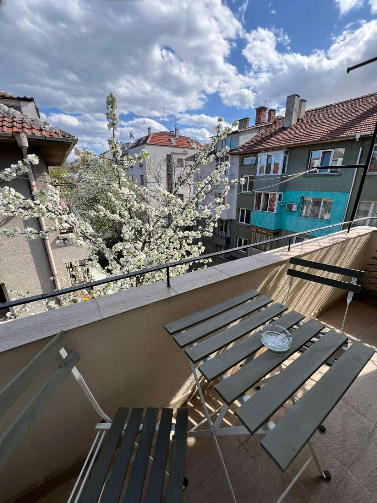 Rio Sunny 2Bdr Apt Near Ndk - Metro - Non-Stop Paid Public Parking Sofia Exterior photo